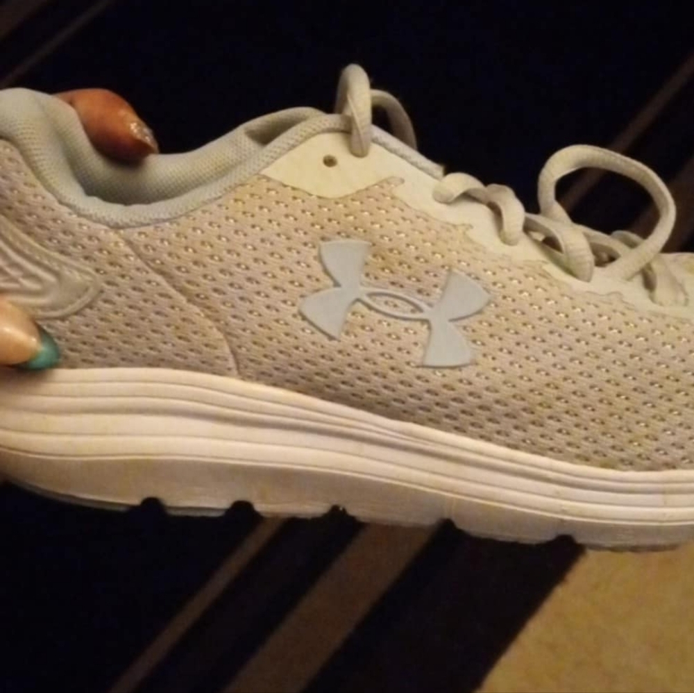 Under armour surge 2 running shoes size 8